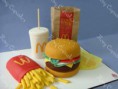 /album/fotogaleria-pasteles-de-todo-tipo-para-toda-ocasion-/roxy-pastel-de-fondant-3d-de-mc-donalds-solo-en-roxy-cupcakes-jpg1/